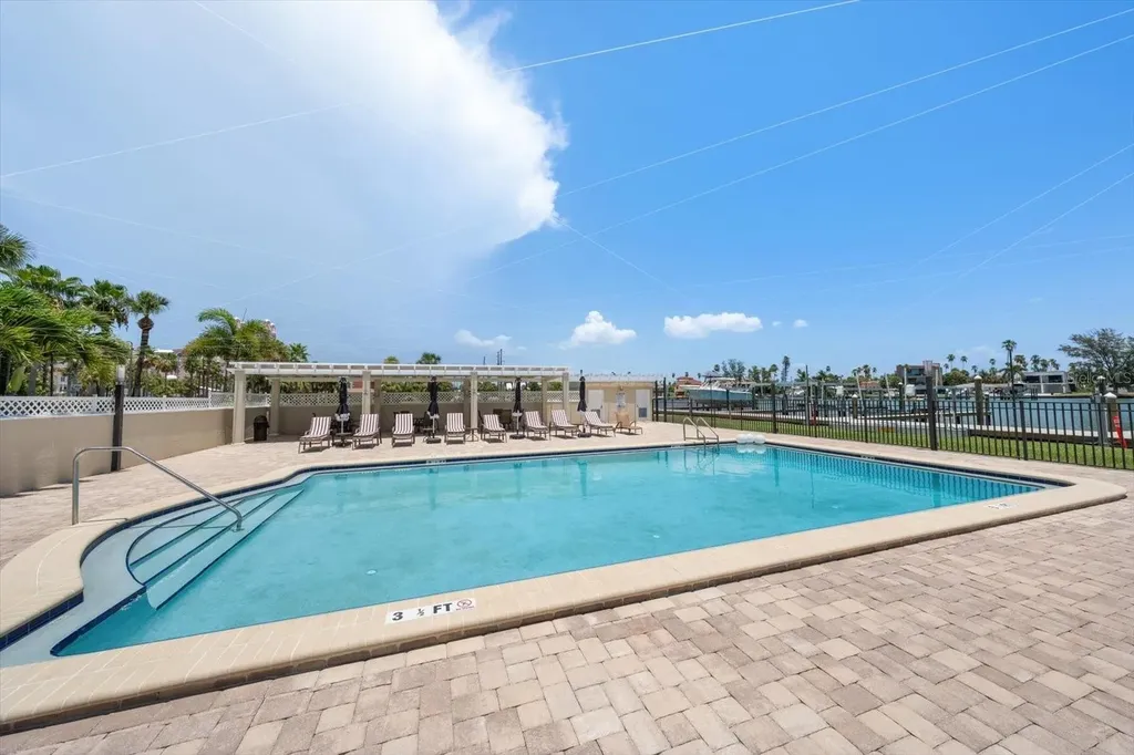 3111 Pass A Grille Way St Petersburg FL 33706