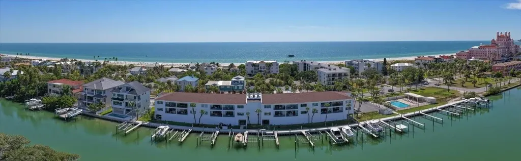 3111 Pass A Grille Way St Petersburg FL 33706