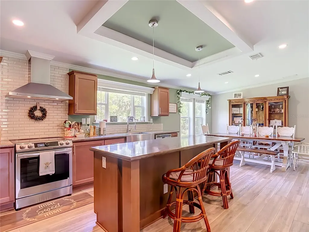 353 Uranus Trail Osteen FL 32764