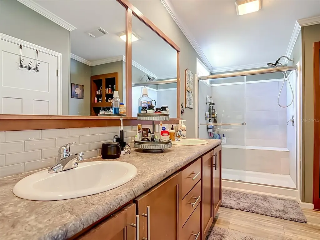 353 Uranus Trail Osteen FL 32764