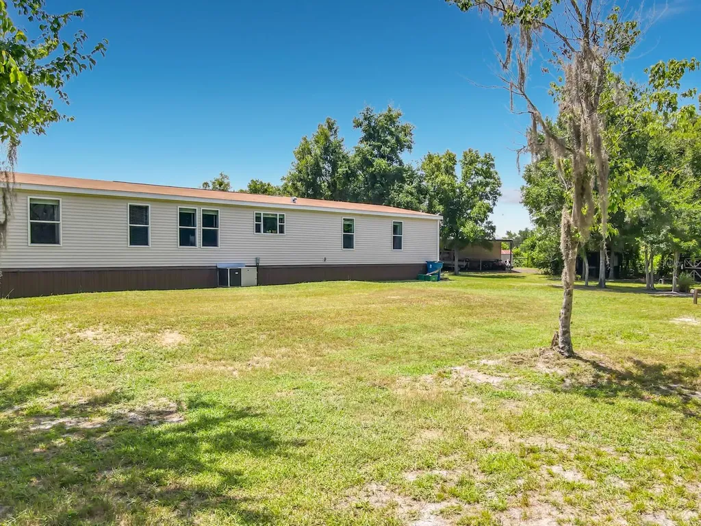 353 Uranus Trail Osteen FL 32764