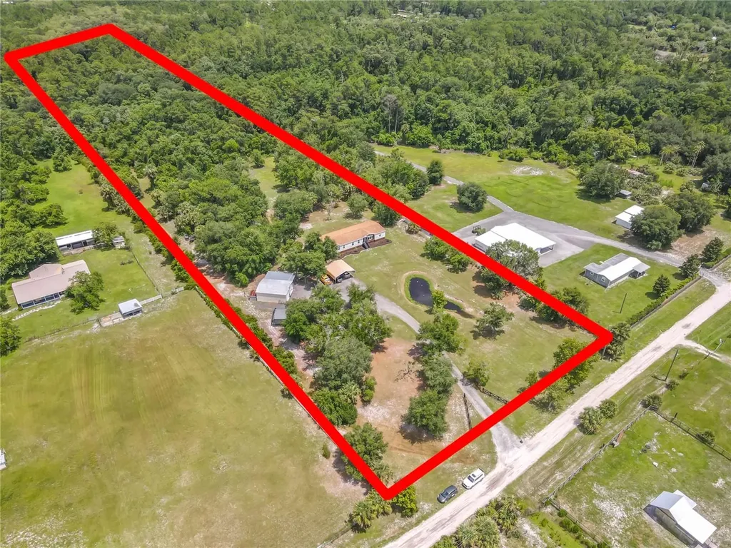 353 Uranus Trail Osteen FL 32764