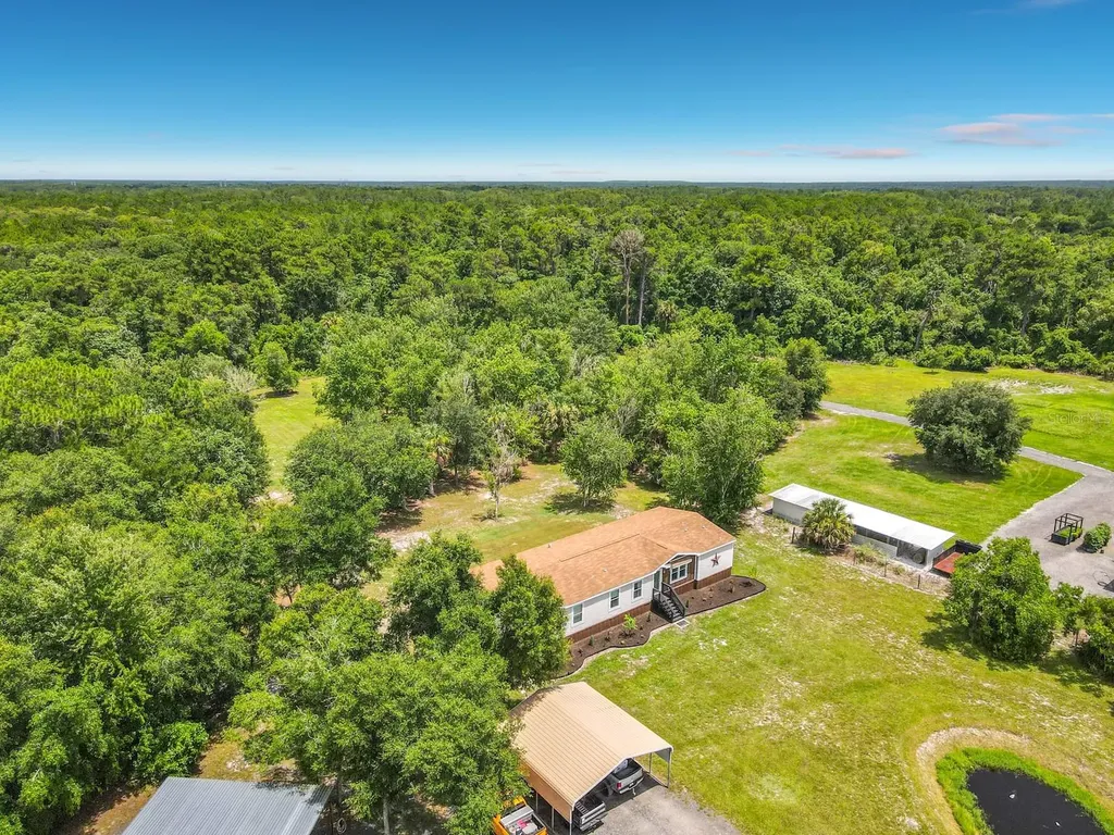 353 Uranus Trail Osteen FL 32764