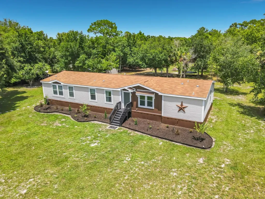 353 Uranus Trail Osteen FL 32764