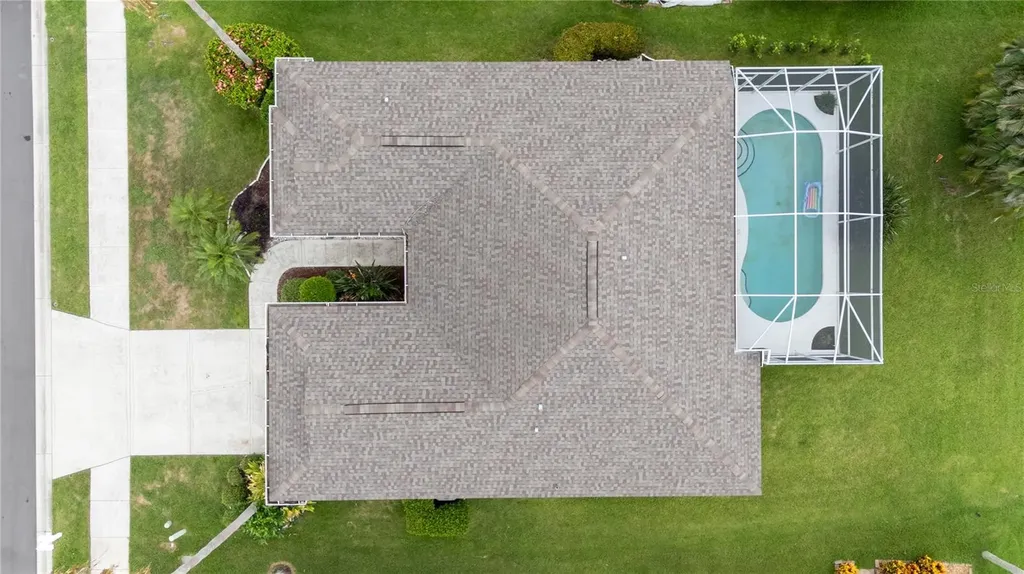 5024 Sturbridge Court Sarasota FL 34238