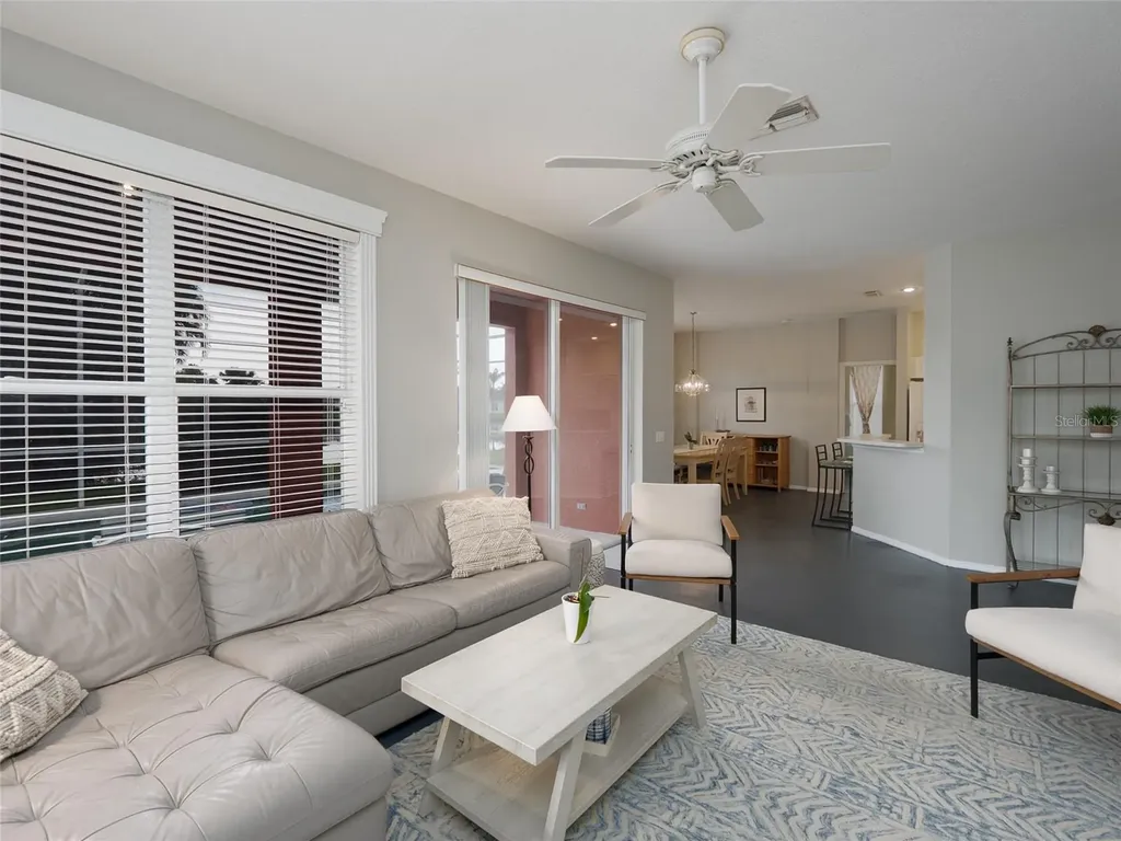 5024 Sturbridge Court Sarasota FL 34238