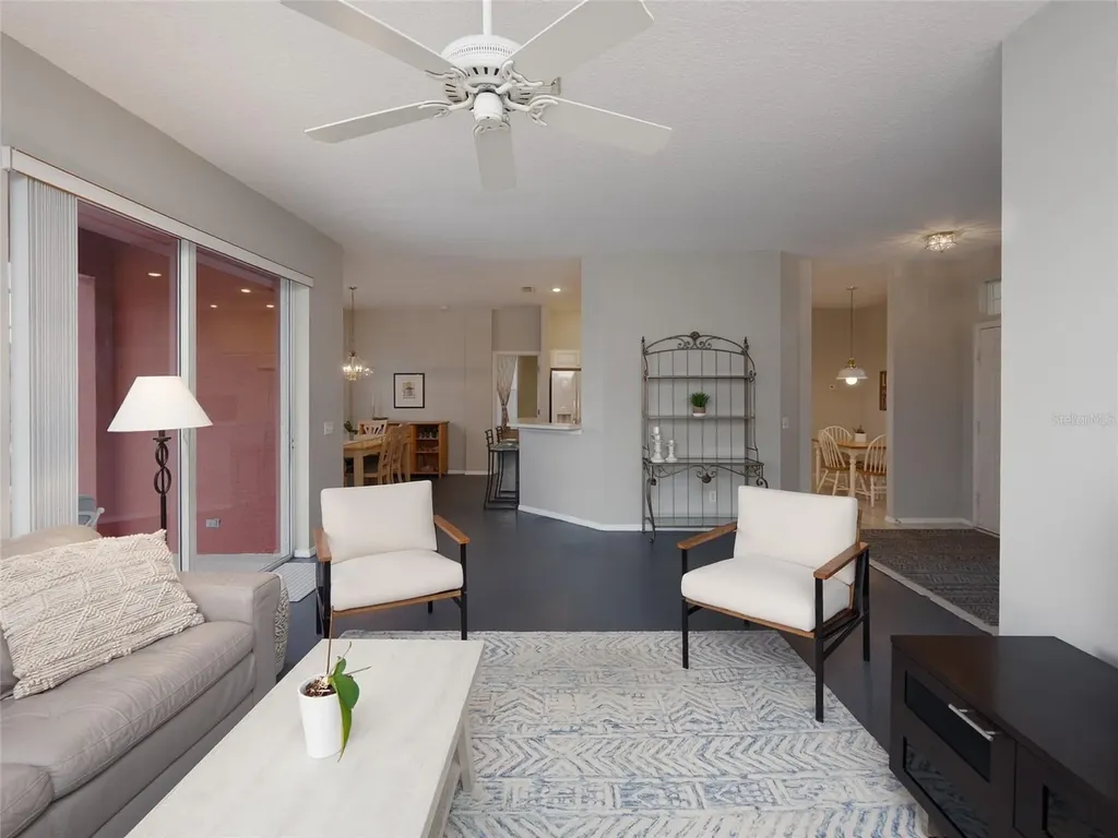 5024 Sturbridge Court Sarasota FL 34238