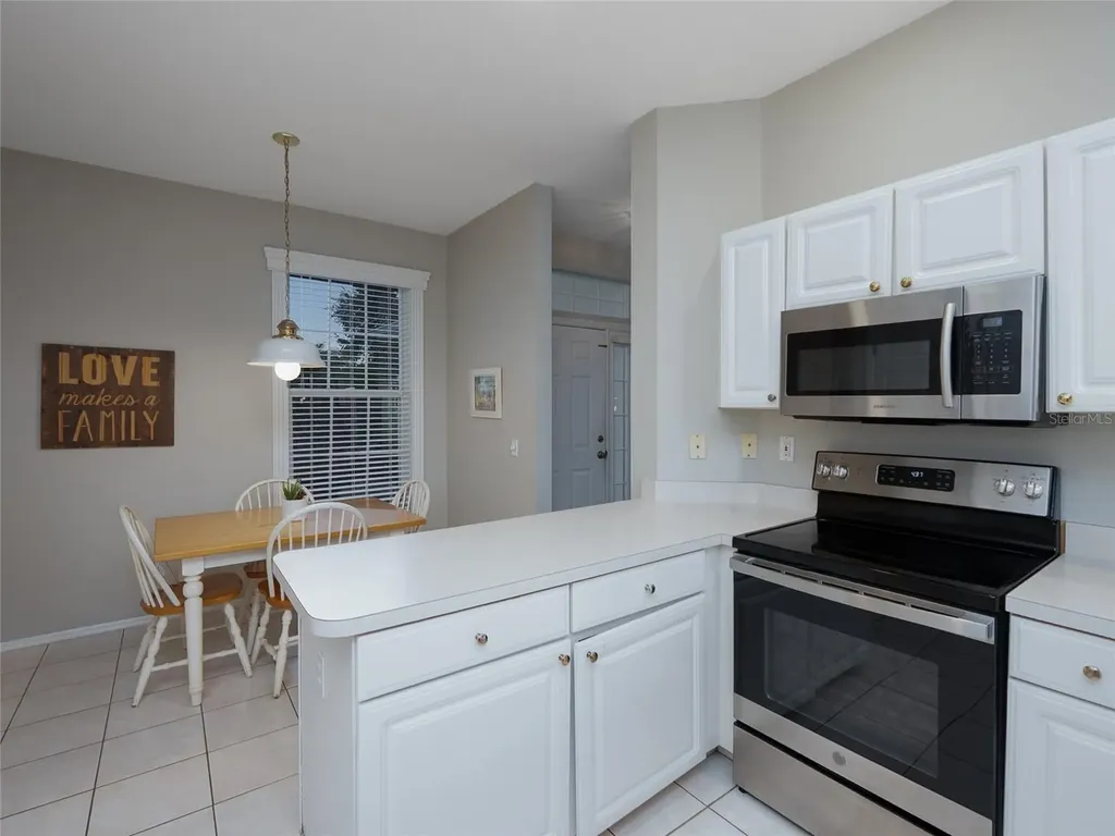 5024 Sturbridge Court Sarasota FL 34238