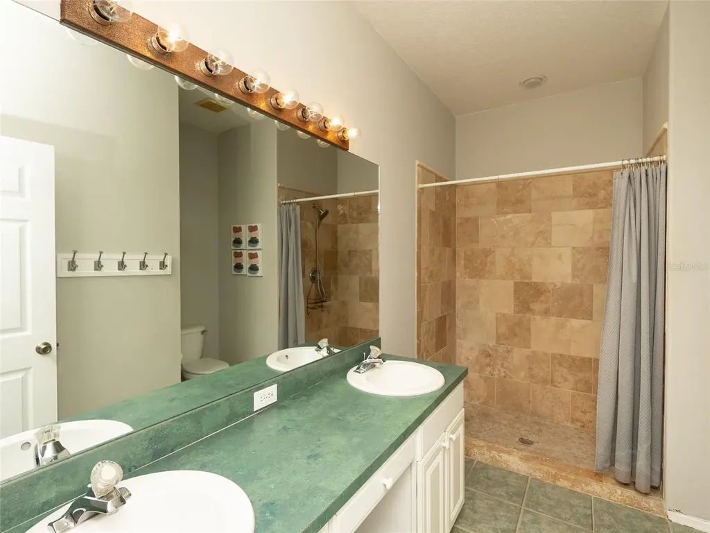 5024 Sturbridge Court Sarasota FL 34238