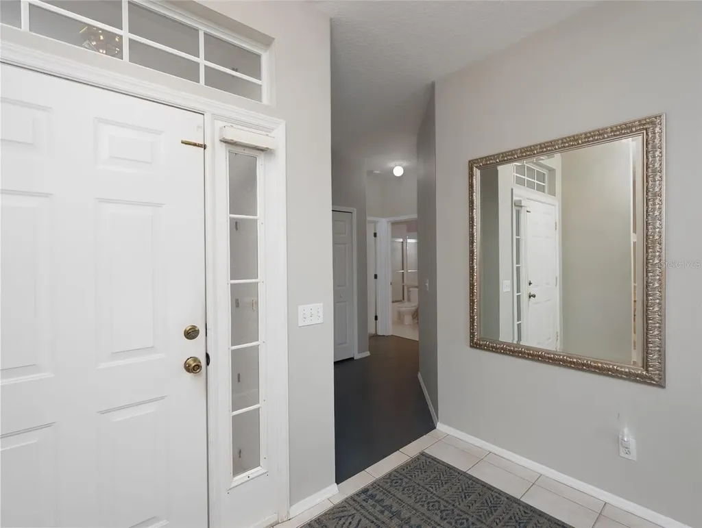 5024 Sturbridge Court Sarasota FL 34238