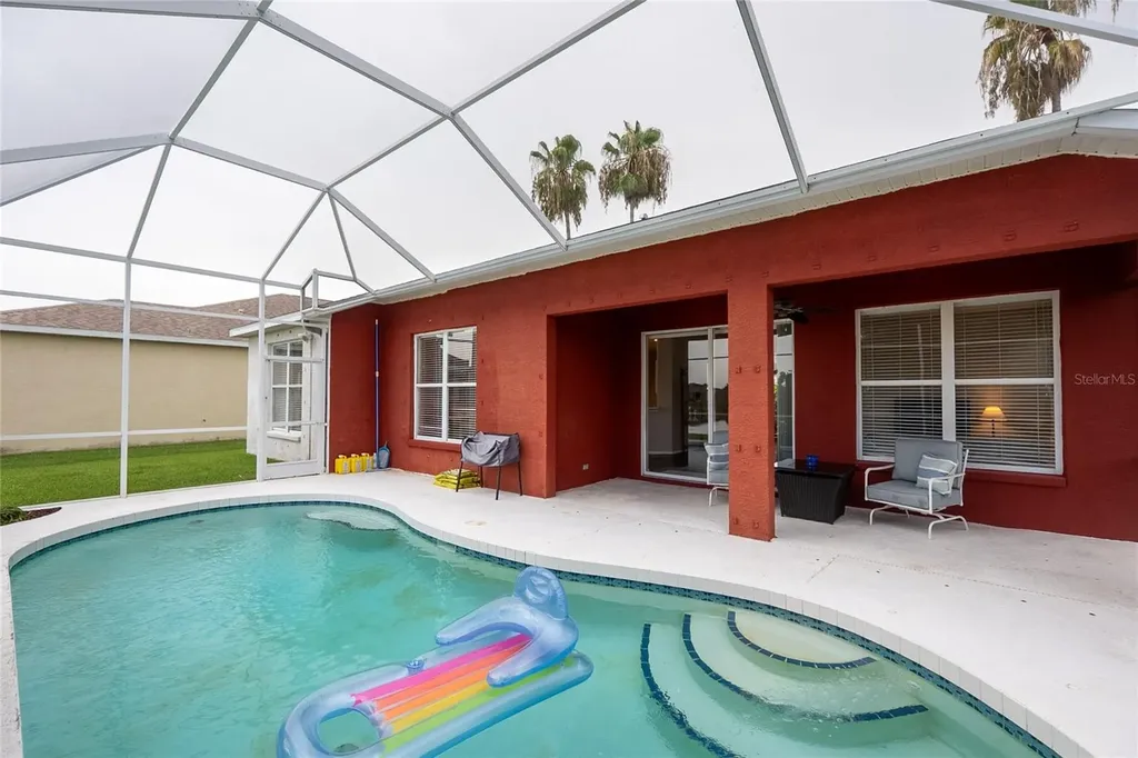 5024 Sturbridge Court Sarasota FL 34238