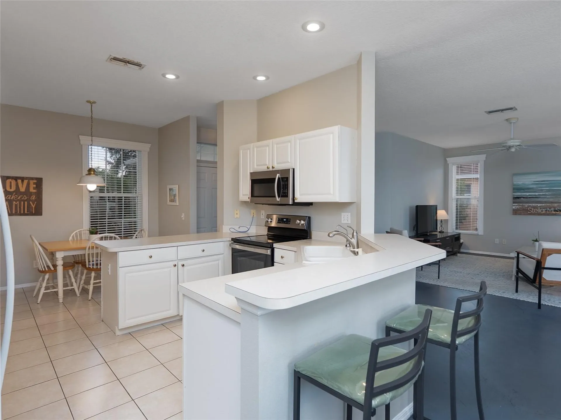 5024 Sturbridge Court Sarasota FL 34238