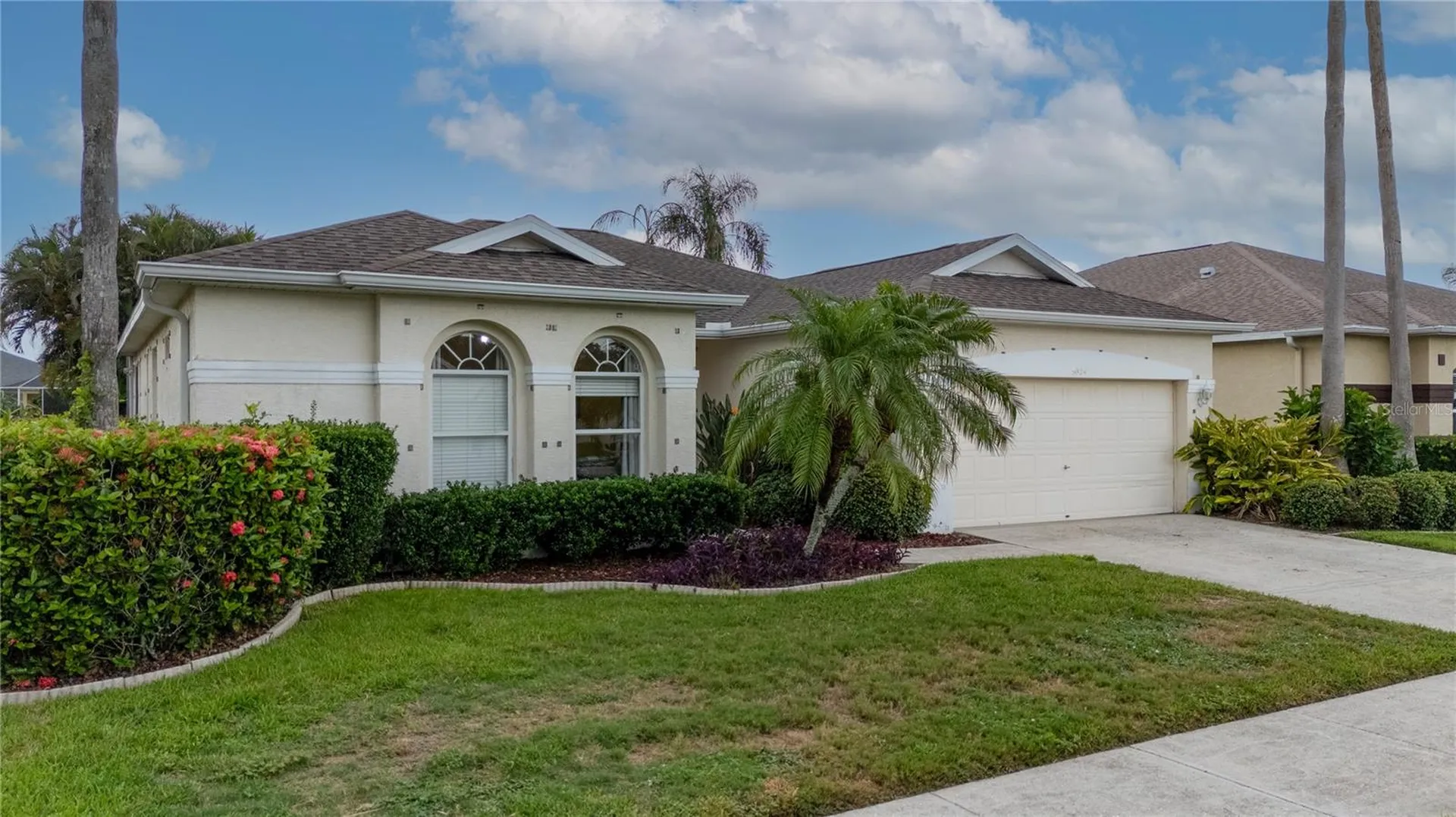 5024 Sturbridge Court Sarasota FL 34238