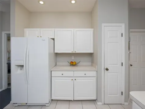 5024 Sturbridge Court Sarasota FL 34238