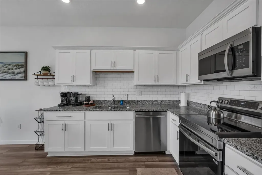 6359 Kay Morgan Lane Gibsonton FL 33534