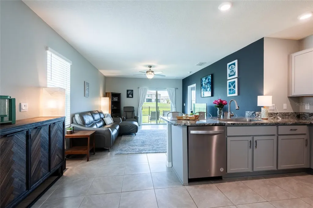 3520 Maple Grove Way Plant City FL 33565