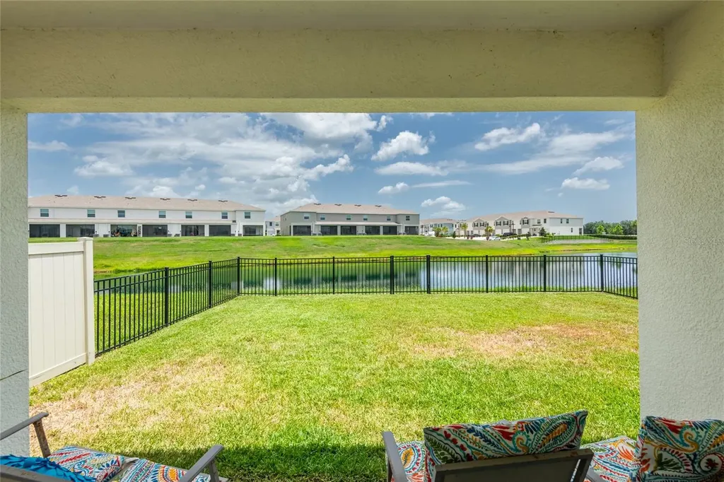 3520 Maple Grove Way Plant City FL 33565