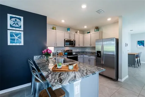 3520 Maple Grove Way Plant City FL 33565