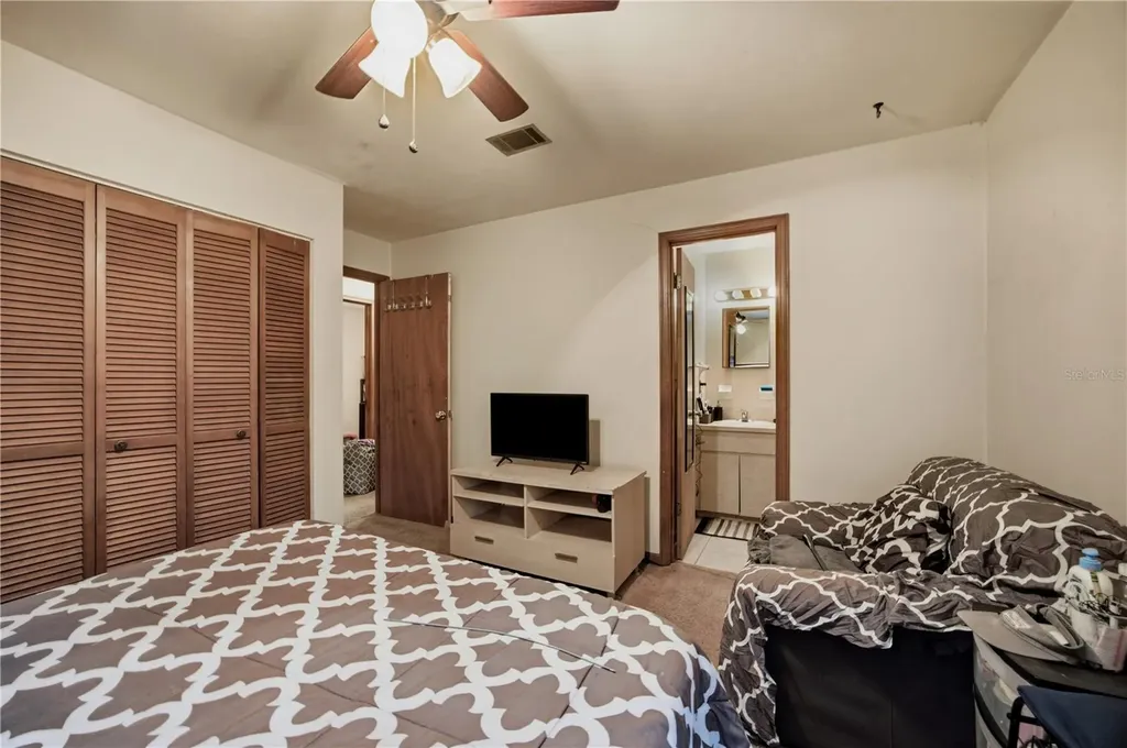 2902 NW 39th Place Gainesville FL 32605