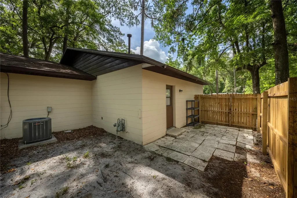 2902 NW 39th Place Gainesville FL 32605