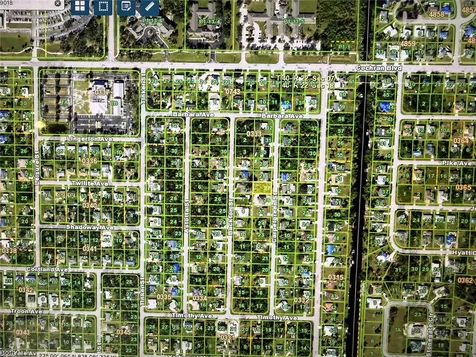 2071 Carpetgreen Street Port Charlotte FL 33948