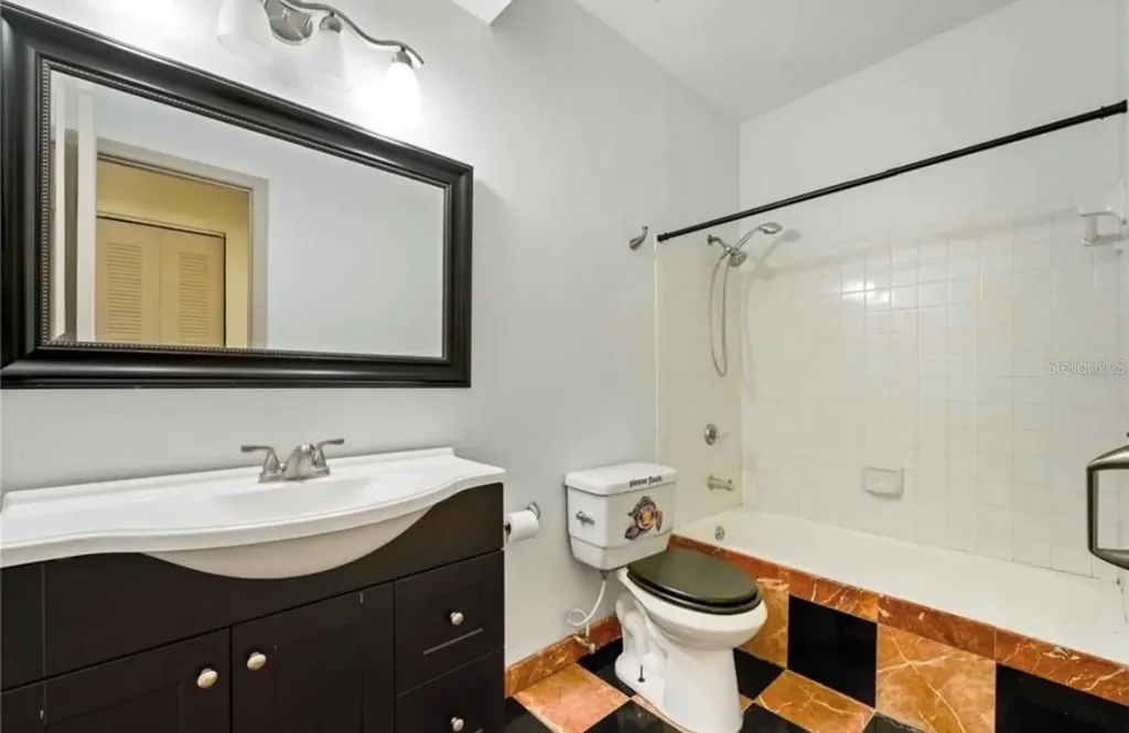4107 Chatham Oak Court Tampa FL 33624