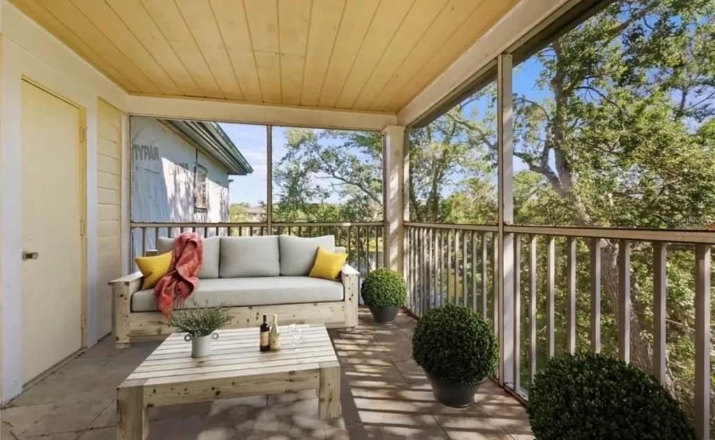 4107 Chatham Oak Court Tampa FL 33624
