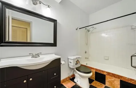 4107 Chatham Oak Court Tampa FL 33624