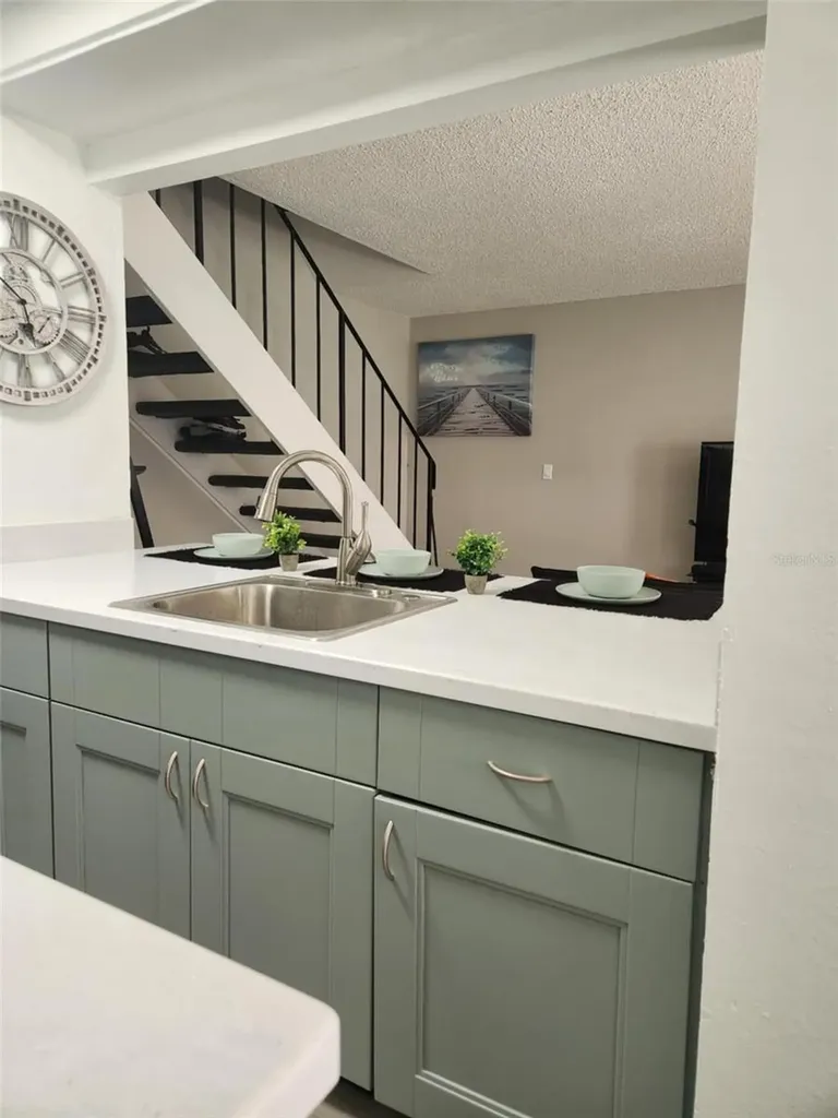 1833 Bough Avenue Clearwater FL 33760