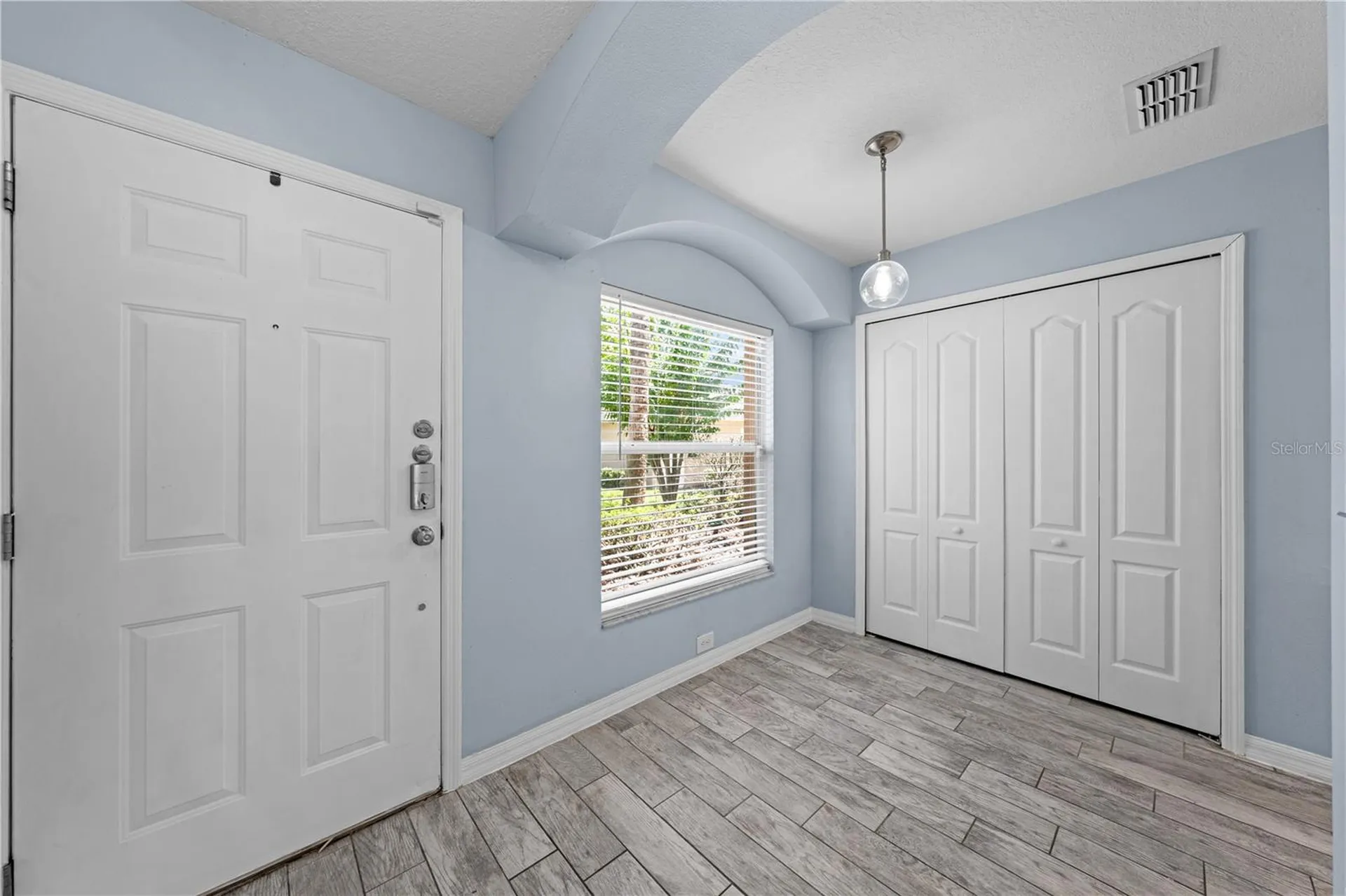 2705 Emerald Lake Court Kissimmee FL 34744