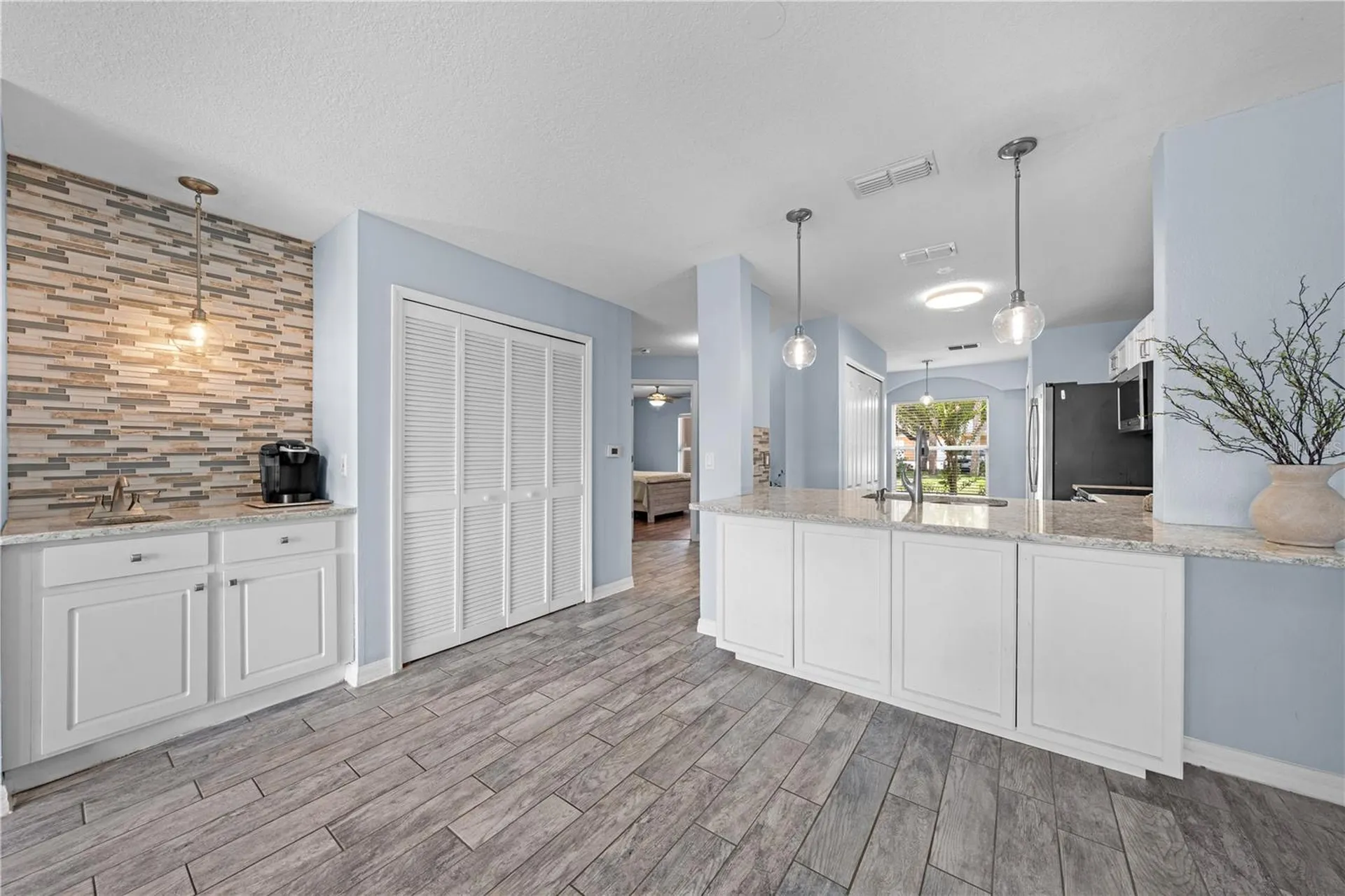 2705 Emerald Lake Court Kissimmee FL 34744