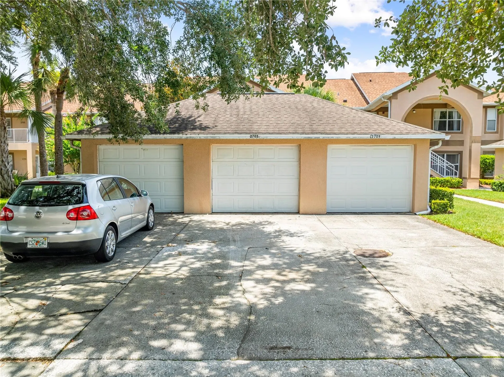 2705 Emerald Lake Court Kissimmee FL 34744