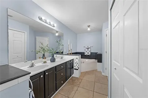 2705 Emerald Lake Court Kissimmee FL 34744
