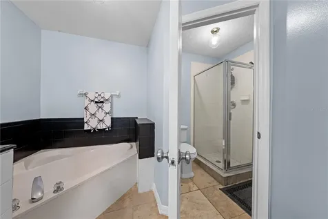 2705 Emerald Lake Court Kissimmee FL 34744