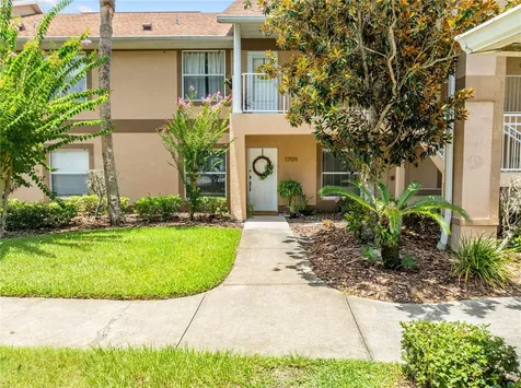2705 Emerald Lake Court Kissimmee FL 34744