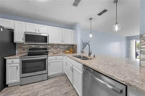 2705 Emerald Lake Court Kissimmee FL 34744