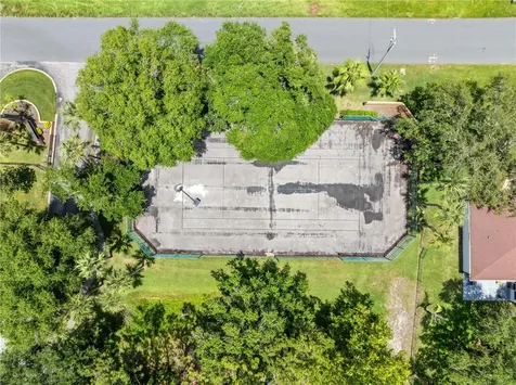 2705 Emerald Lake Court Kissimmee FL 34744