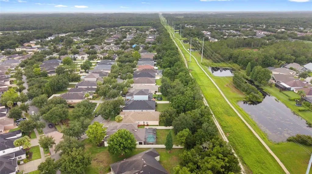 11238 Wembley Landing Drive Lithia FL 33547