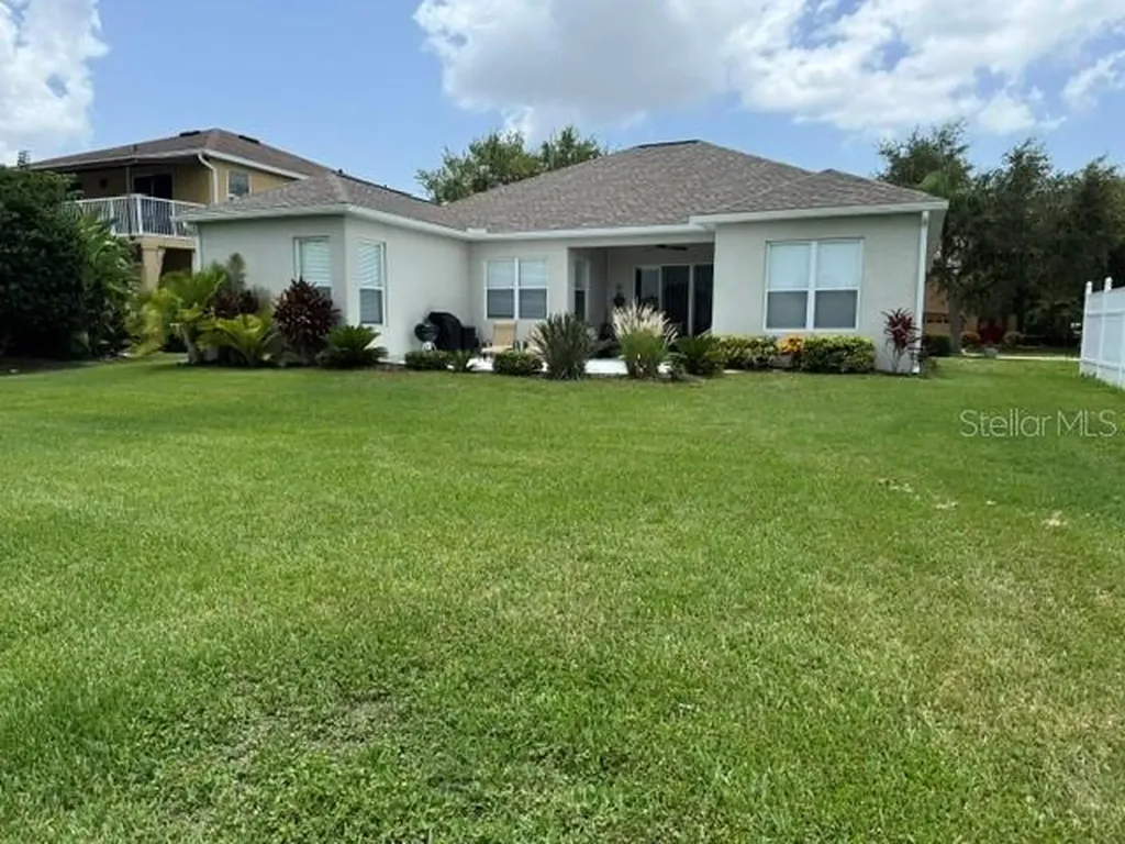 6145 E 41 Street Bradenton FL 34203