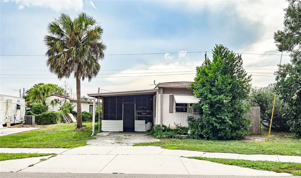 6353 20th Street Zephyrhills FL 33542