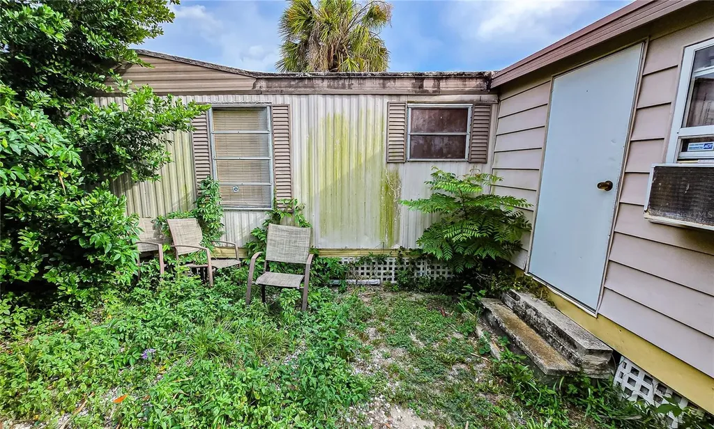 6353 20th Street Zephyrhills FL 33542
