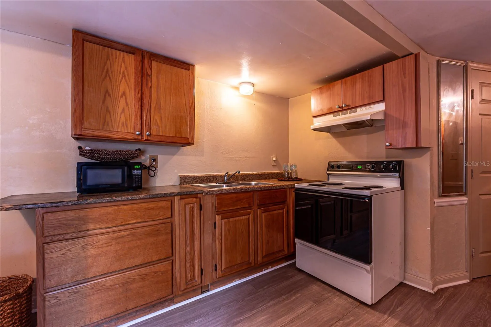 6353 20th Street Zephyrhills FL 33542