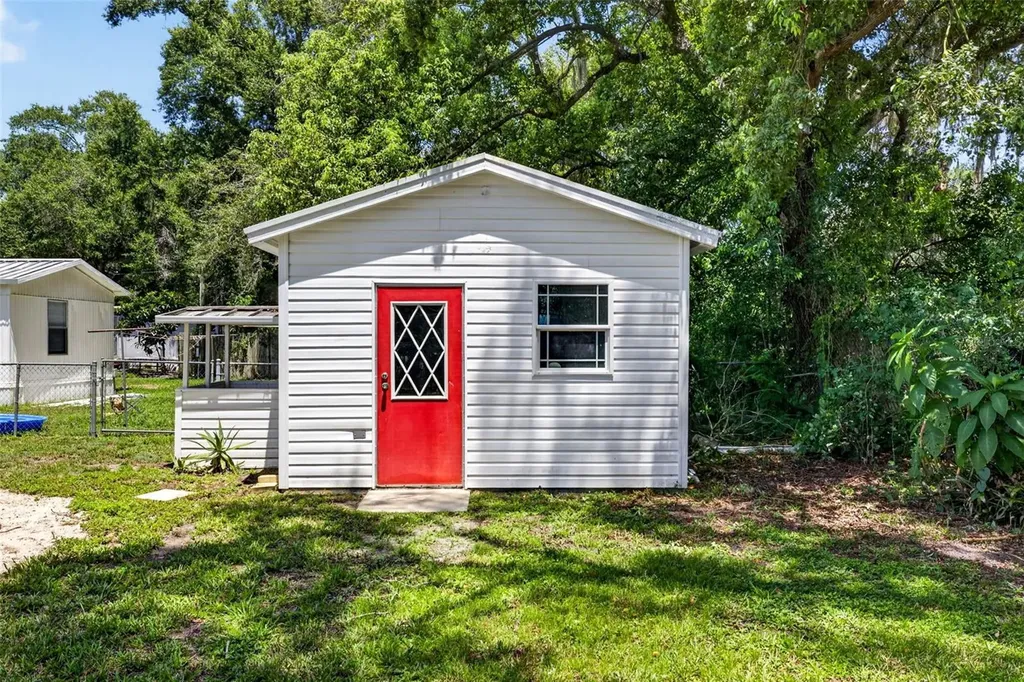 38706 Calvin Avenue Zephyrhills FL 33542