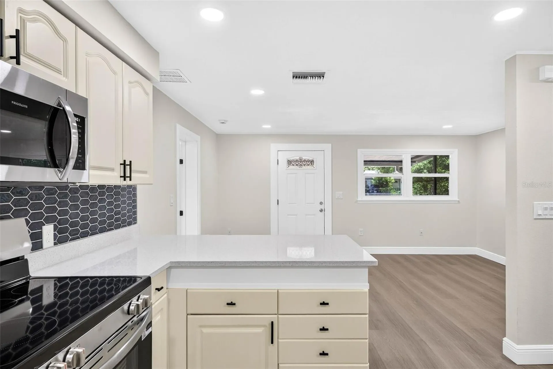 38706 Calvin Avenue Zephyrhills FL 33542