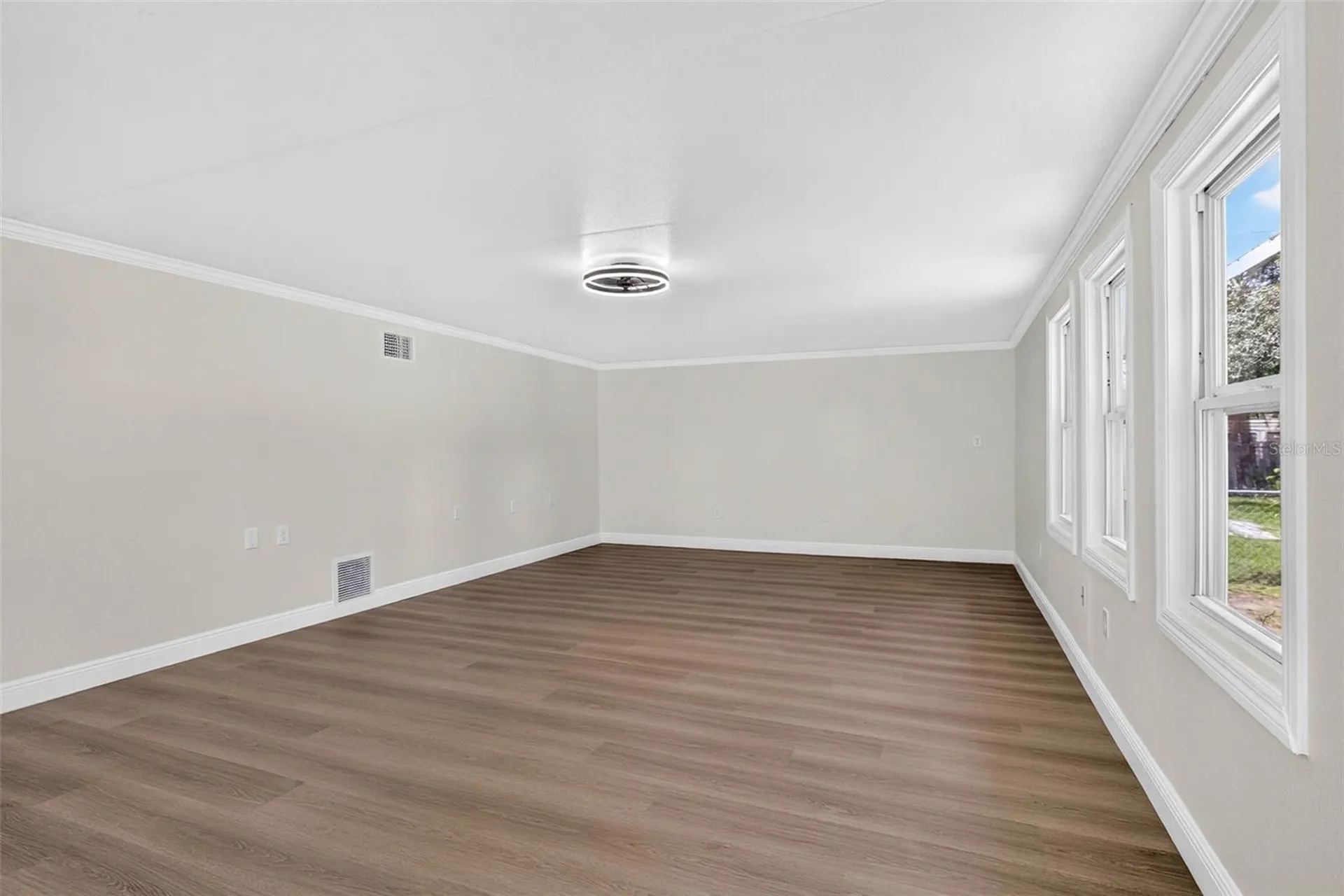 38706 Calvin Avenue Zephyrhills FL 33542