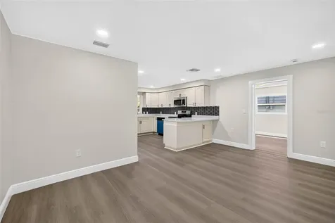 38706 Calvin Avenue Zephyrhills FL 33542