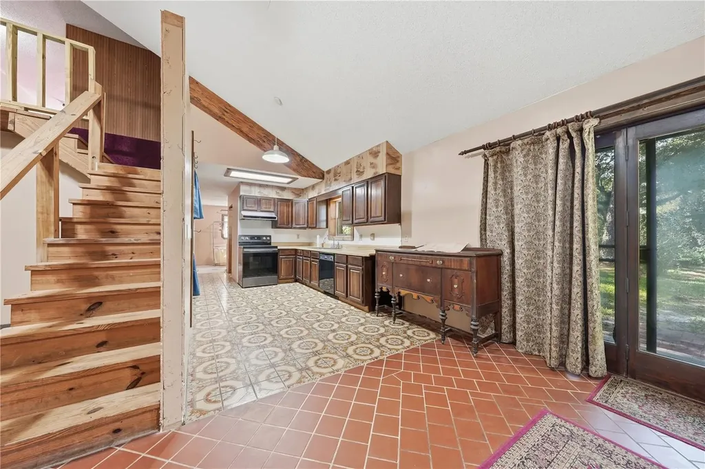 163 E Orange Avenue Pierson FL 32180