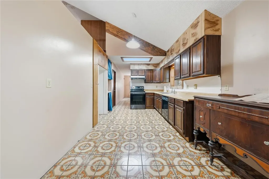 163 E Orange Avenue Pierson FL 32180