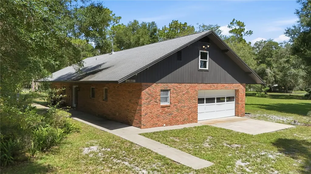 163 E Orange Avenue Pierson FL 32180