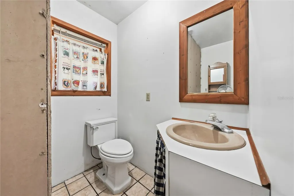 163 E Orange Avenue Pierson FL 32180